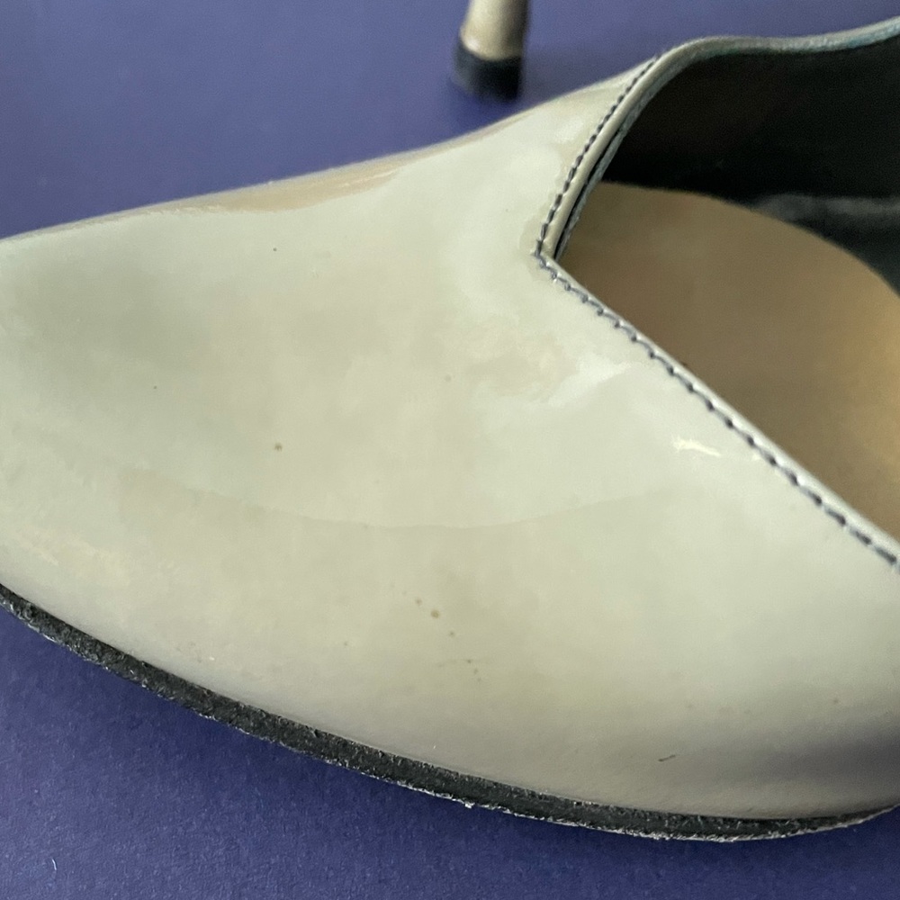 Stuart Weitzman Ombr Grey Heels - image 4